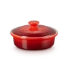 Le Creuset Camembert Schaaltje Met Deksel ø 18 Cm Aardewerk Kersrood -Winkel Voor Keukenbenodigdheden cam 1