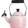 Le Creuset Demi Fluitketel 1,1 Liter Staal Shell Pink 1 Le Creuset Demi Fluitketel 1,1 Liter Staal Shell Pink -Winkel Voor Keukenbenodigdheden rs8934 40103027770000 scr